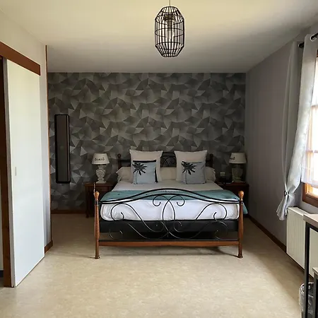 Logis Les Confins Du Perche