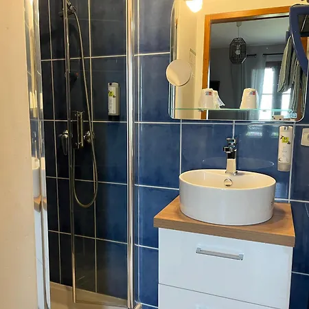 Logis Les Confins Du Perche 2*